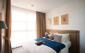 Simplycomfy Apartment By Patsamon